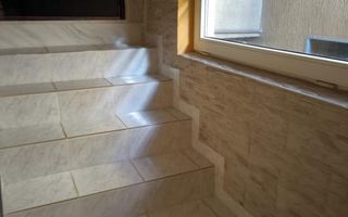 Casă P+E+M + corp secundar , 240 mp teren , 2 garaje - Poză 5