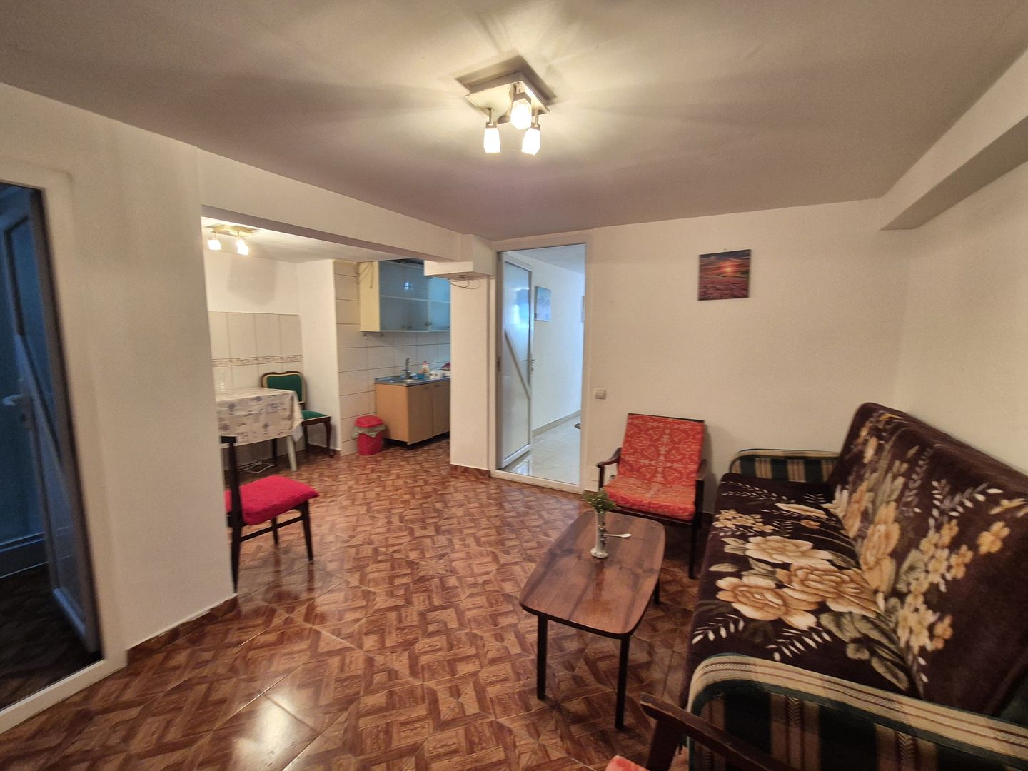 Apartament cu 2 camere - piata Unirii - Poză 2