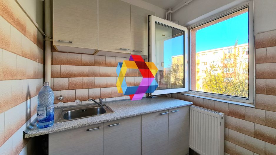 Garsoniera de închiriat Tractorul Brasov  # plus-imo.ro - Poză 3