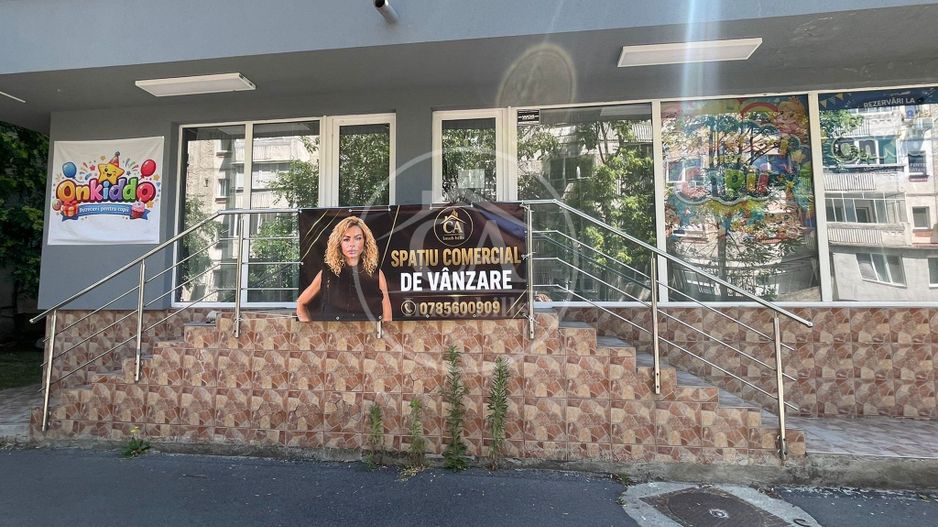 Spatiu comercial de vanzare  în zona Calea Aradului, Oradea - Poză 18