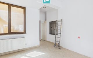 Spațiu comercial renovat, vitrină 8 m, Etaj 1 - Poză 6