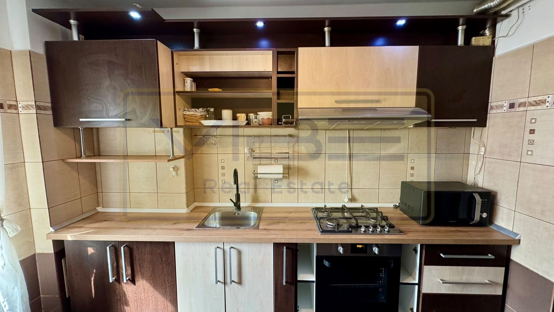 Apartament 3 camere 2 bai Centru -Blv Independentei - Poză 12