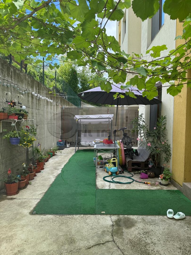 AP 2 CAM FRUMOASA 68 MP PLUS CURTE MOBILAT UTILAT COMPLET-99,000 € - Poză 8