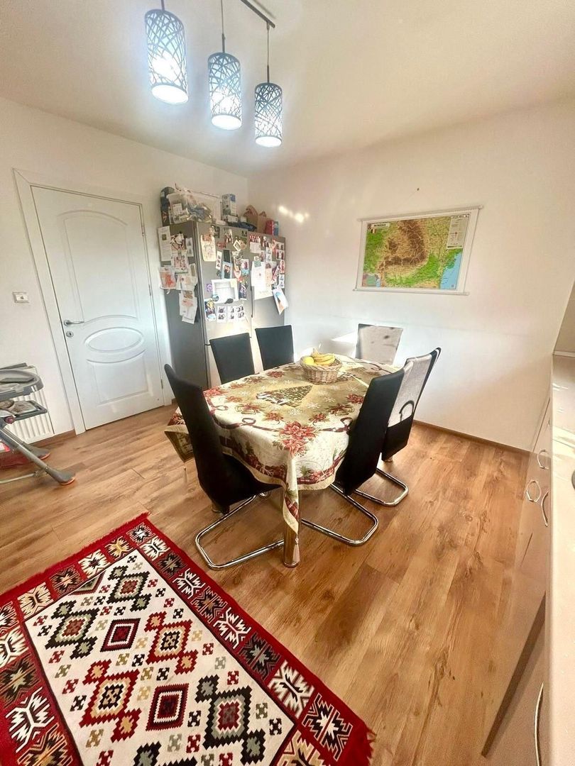 Duplex complet mobilat -  4 camere - pozitie excelenta - Sacalaz - Poză 3
