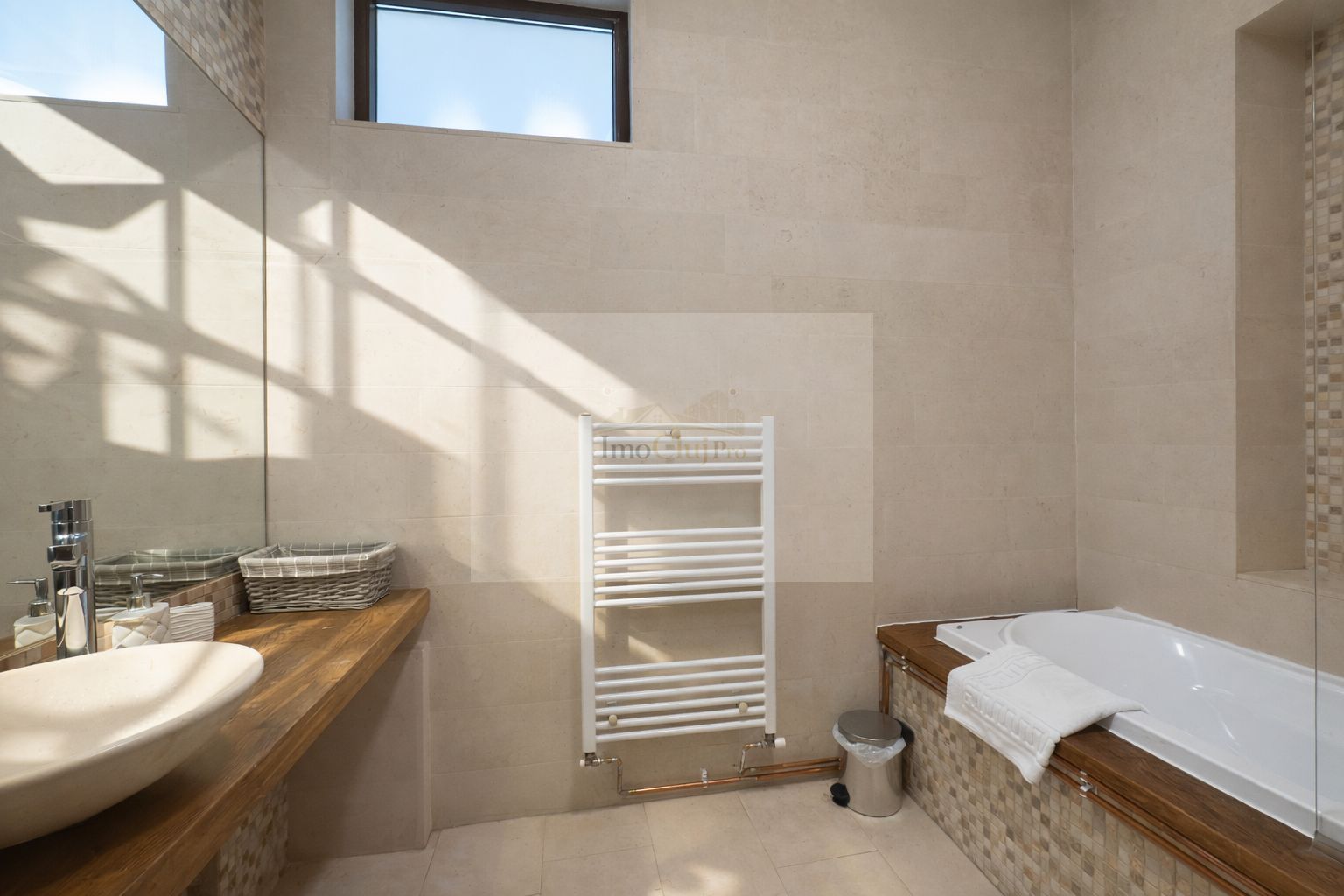 Inchiriere apartament modern, 100 mp, ultracentral –View - Poză 18