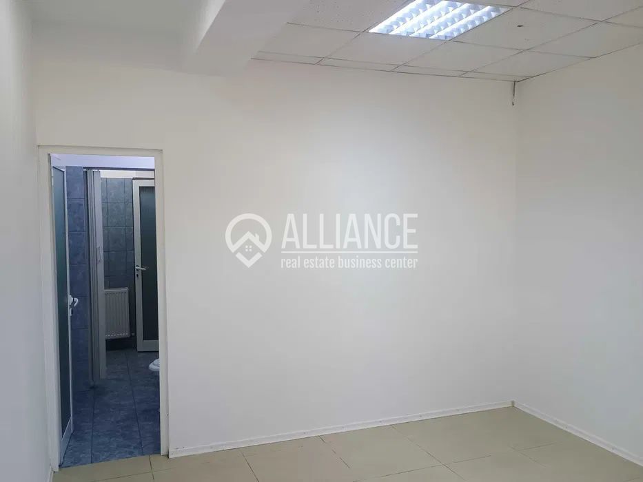 CENTRU (COD10) - Spatiu comercial / birouri de inchiriat - Poză 6