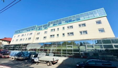 AFACERE - HOTEl (SEMI)RENOVAT de 4 etaje - Floreasca-Barbu Vacarescu