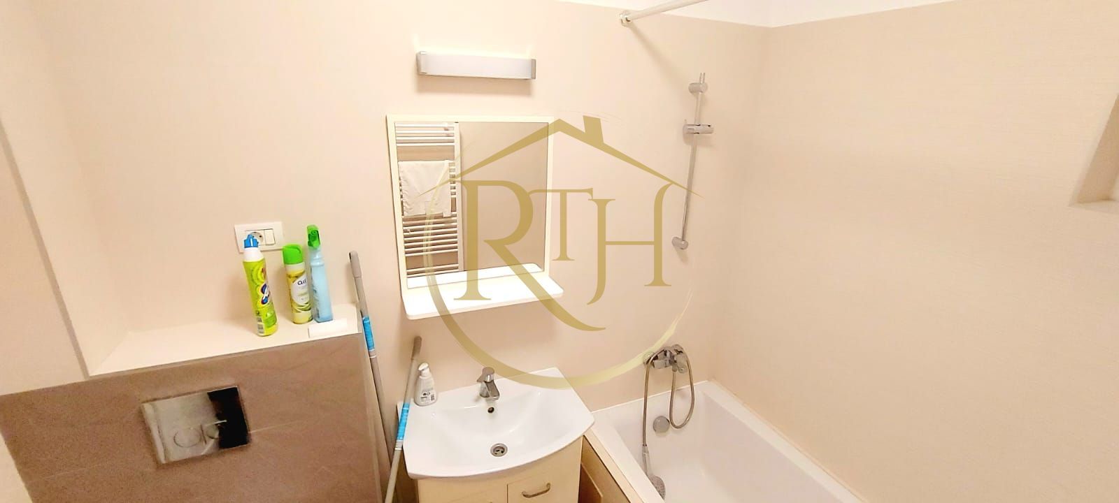 Inchiriez Apartament modern  2 Camere Giroc zona hotel IQ - Poză 13