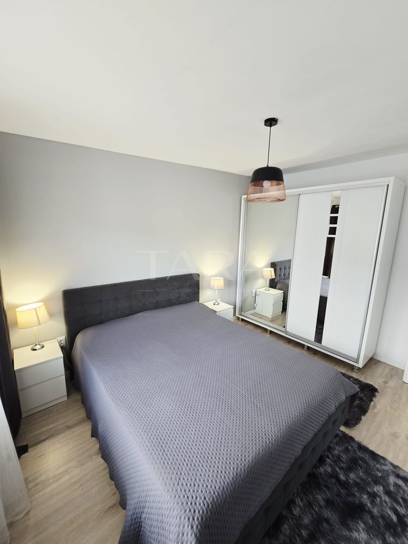 Apartament 3 camere modern cu parcare, zona Terra. - Poză 8