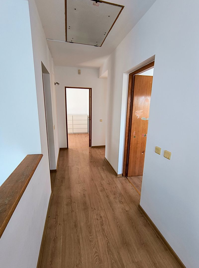 Vila Complex The CLASS,- rond OMV Pipera- curte - garaj - Poză 14