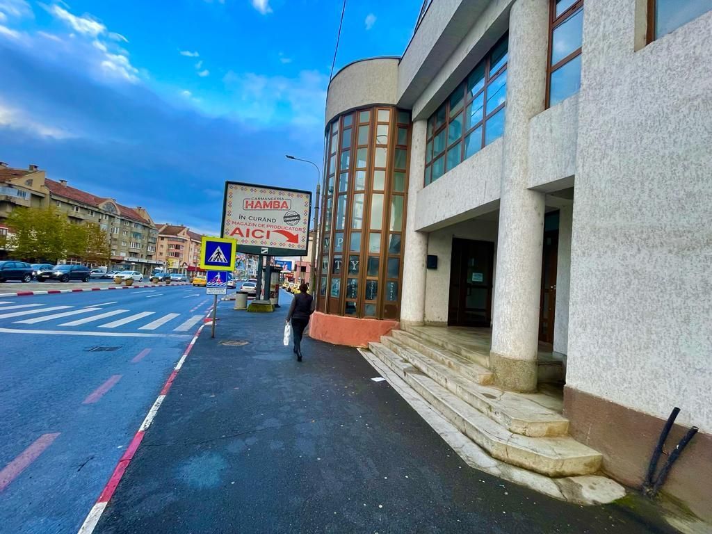 Spatiu comercial Strada Eduard Albert Bieltz, Turnisor - Poză 1
