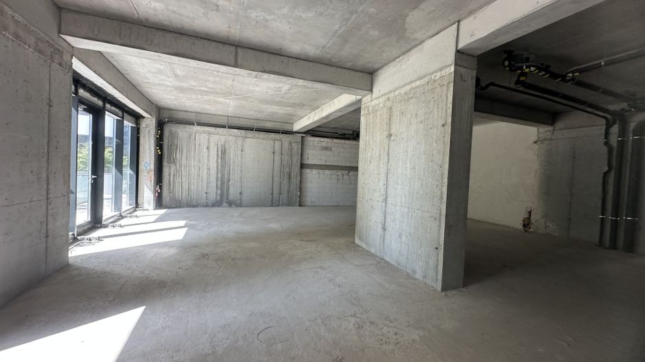 SPATIU COMERICIAL CU VAD PRETABIL PENTRU DIFERITE AFACERI - Poză 2