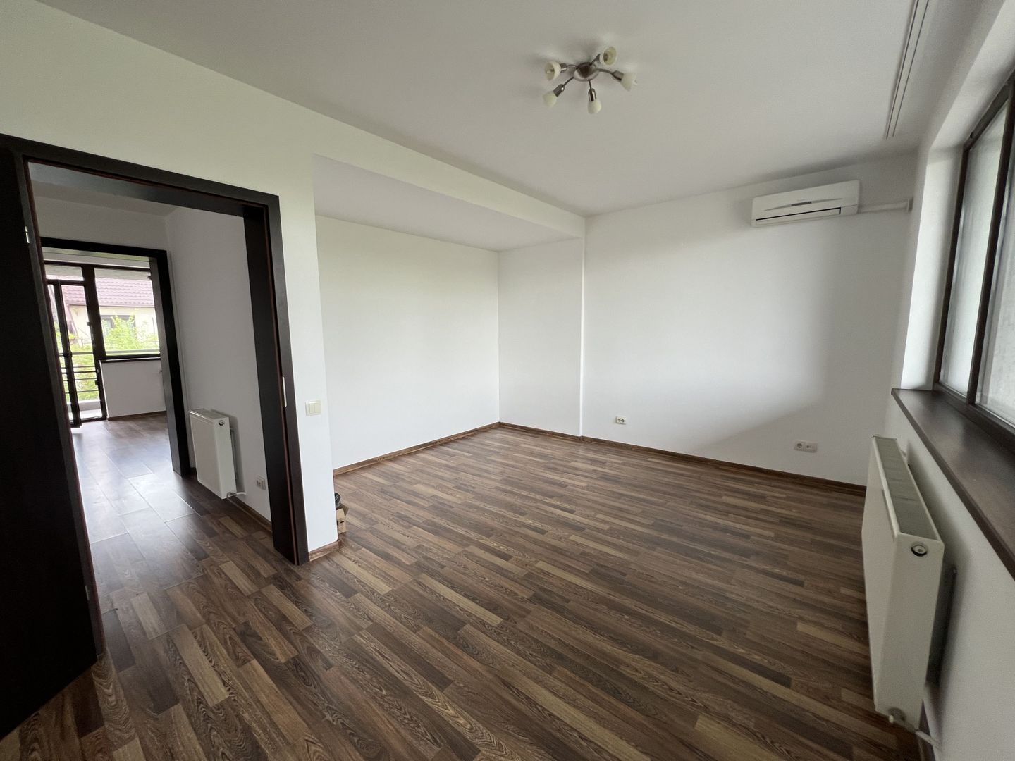 Vila tip Duplex Pipera | 260 mp Utili | Curte Proprie 4 Locuri Parcare - Poză 9