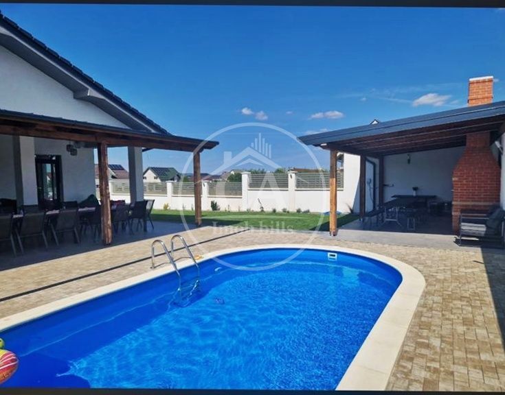 Casa de vanzare cu 4 camere si piscina in Cihei, Bihor - Poză 18