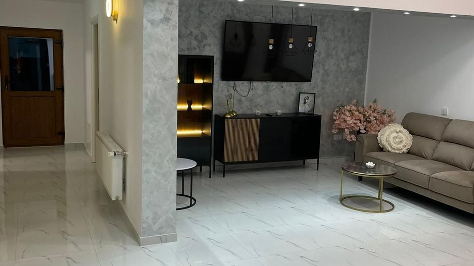 Casa individuala Tunari | Curte libera 200 mp - Poză 7