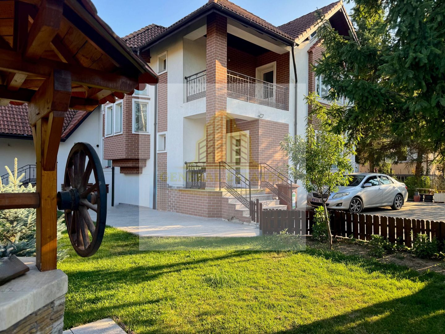 Vânzare Casă  D+P+E - 230 m.p. - Bucium - Poză 4