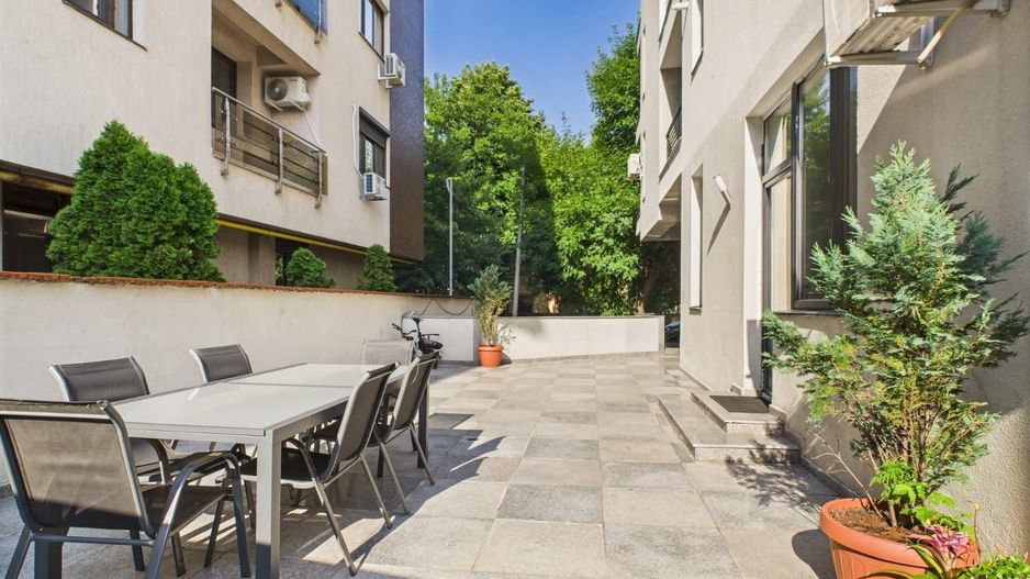 Apartament 3 camere de vanzare Damaroaia - Poză 9