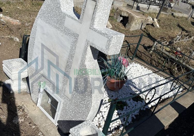 Loc de veci în Cimitirul Eternitatea, Iași - Poziție excelentă - Poză 7