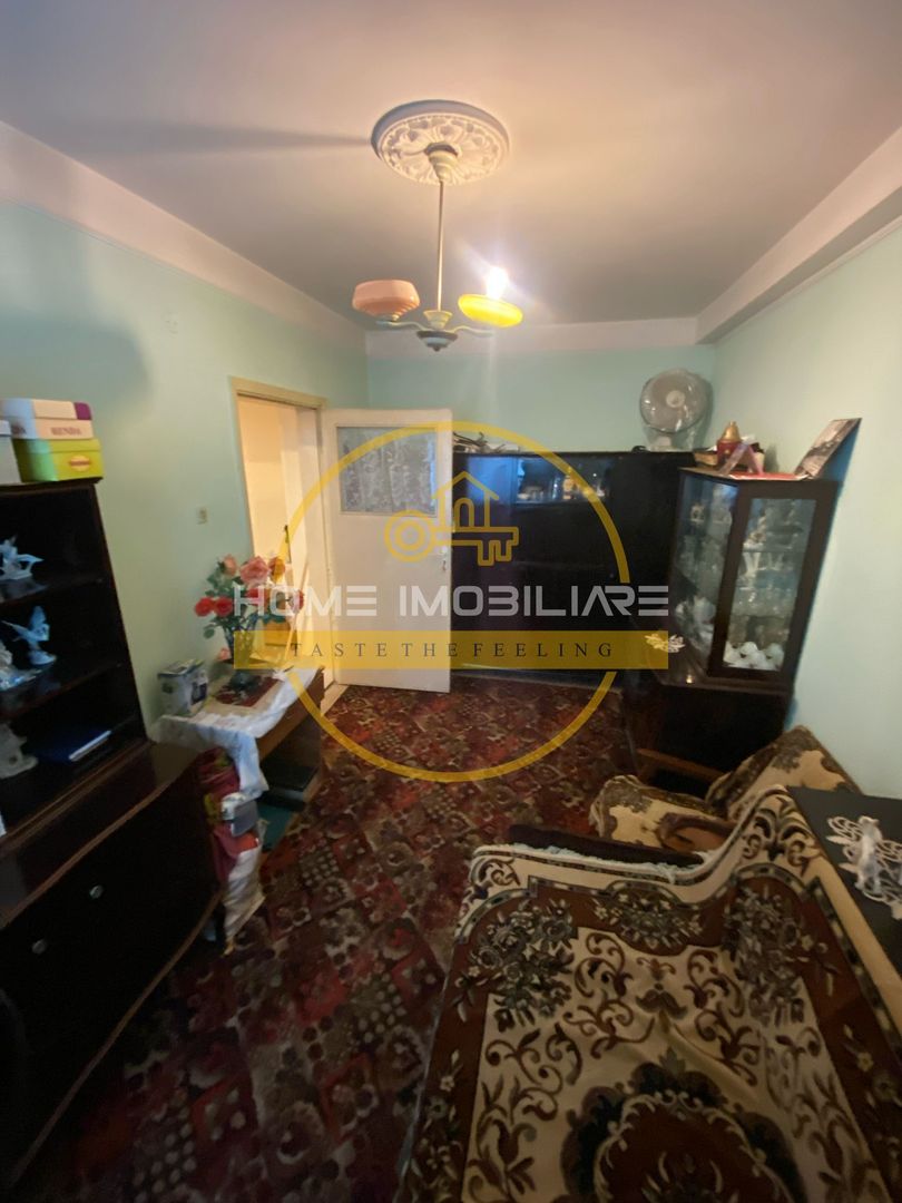 Tudor Vladimirescu/ Apartament 2 camere/ Decomandat/ Ideal pentru Investitie - Poză 5