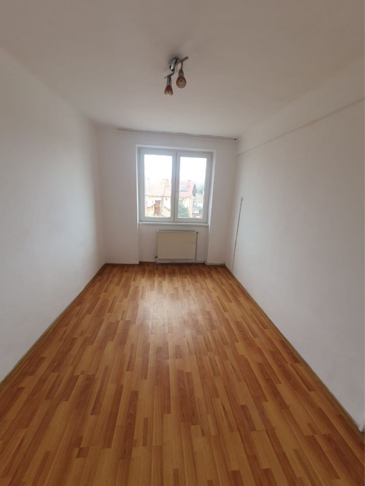 BRASADAS vinde ap 2 cam etaj 3 in zona CENTRALA. - Poză 5