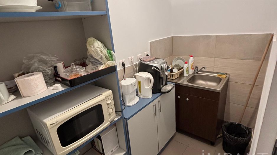 De închiriat service auto cu zona de birouri/sala asteptare - Poză 12