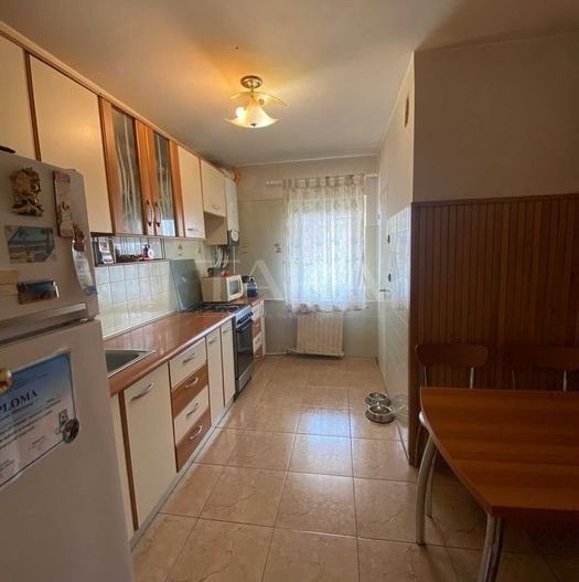 Apartament cu 3 camere decomandat în zona Titulescu, Cluj-Napoca - Poză 2