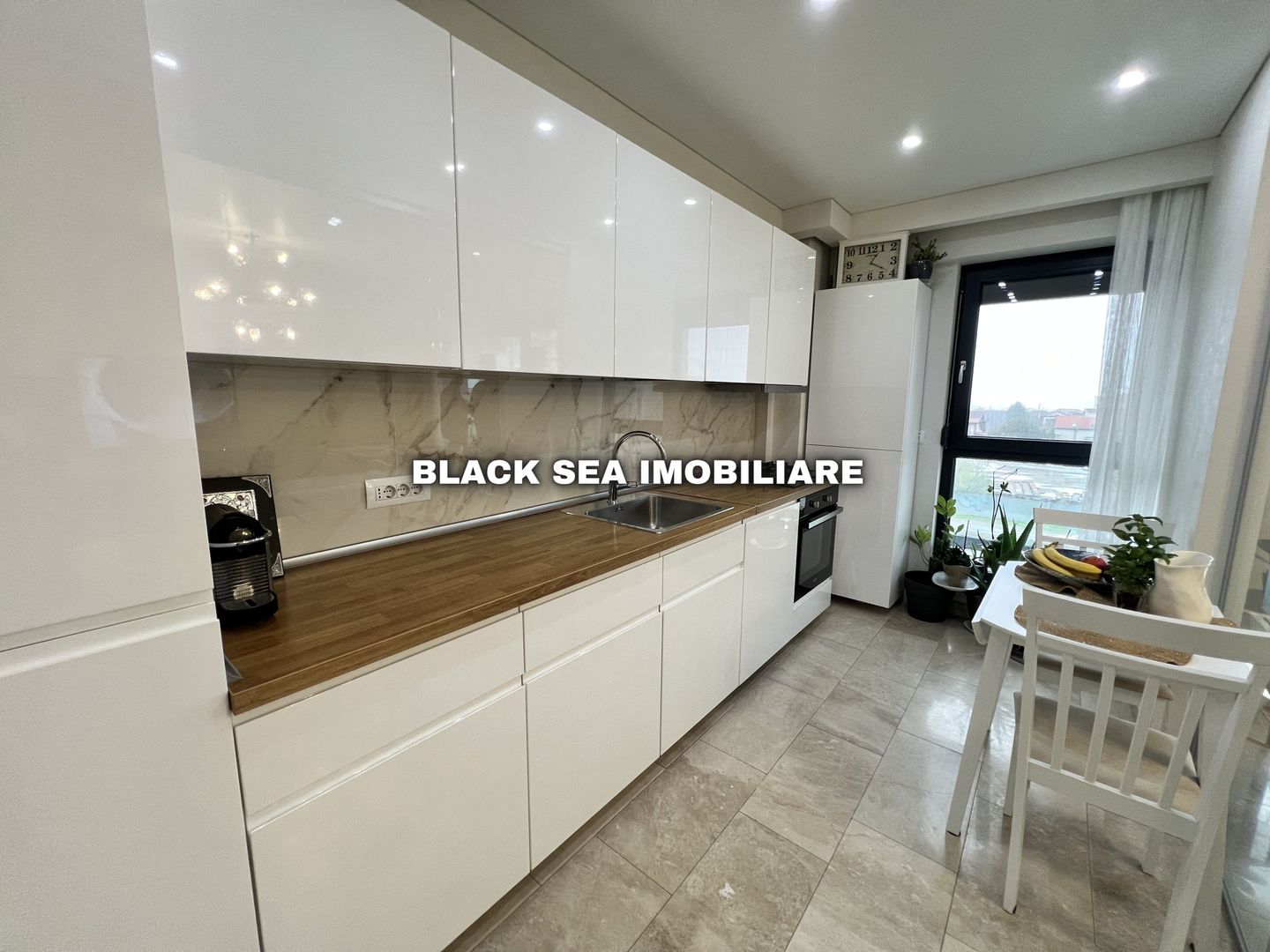 Apartament 3 camere, 2 băi + loc de parcare, Tomis Plus - Ocazie Unica - Poză 6