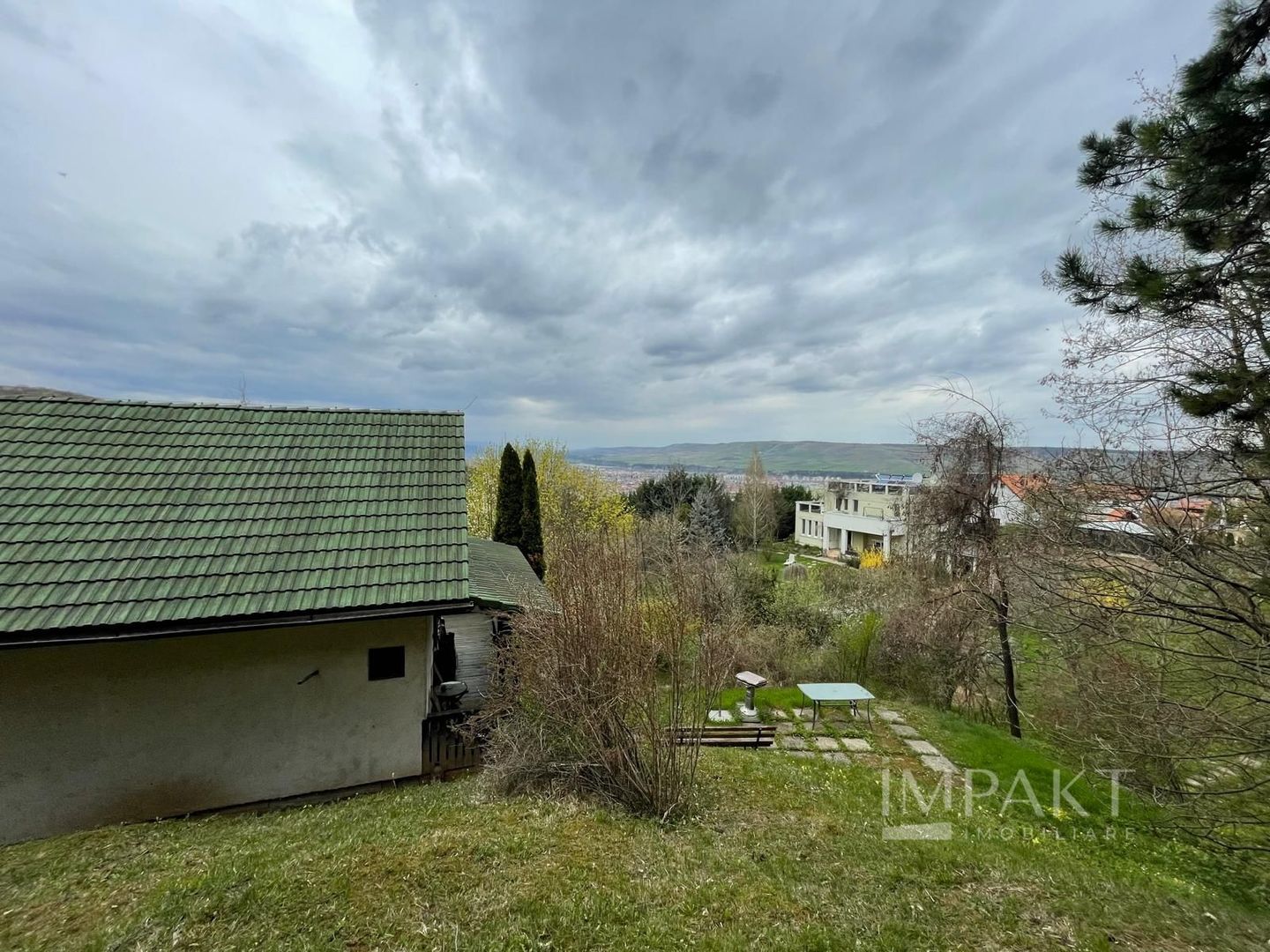 Cabana din lemn cu panorama superba asupra Florestiului - Poză 14