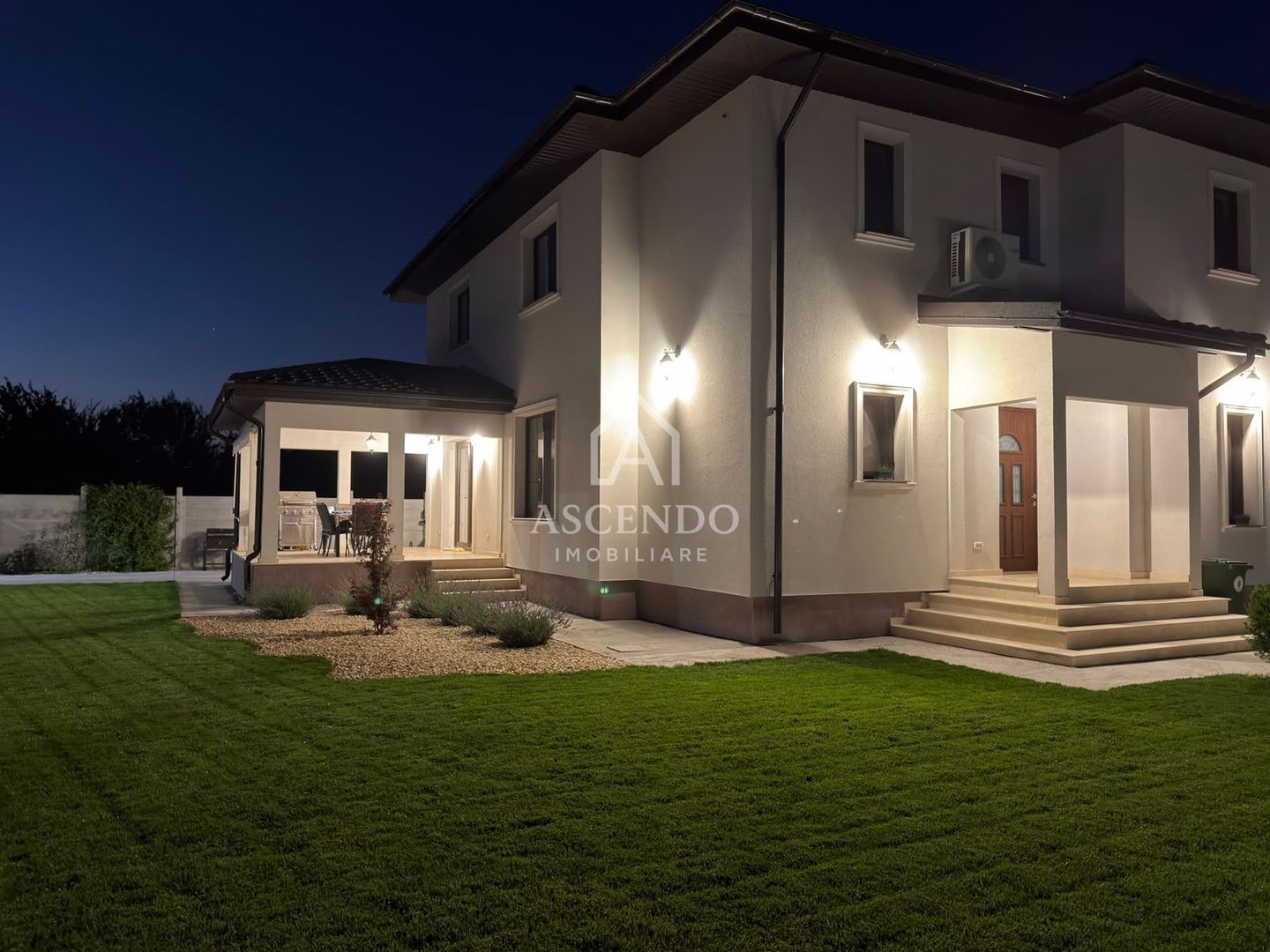 Casă de Lux Corbeanca | 216 mp  | Mobilată | Teren 600 mp - Poză 1