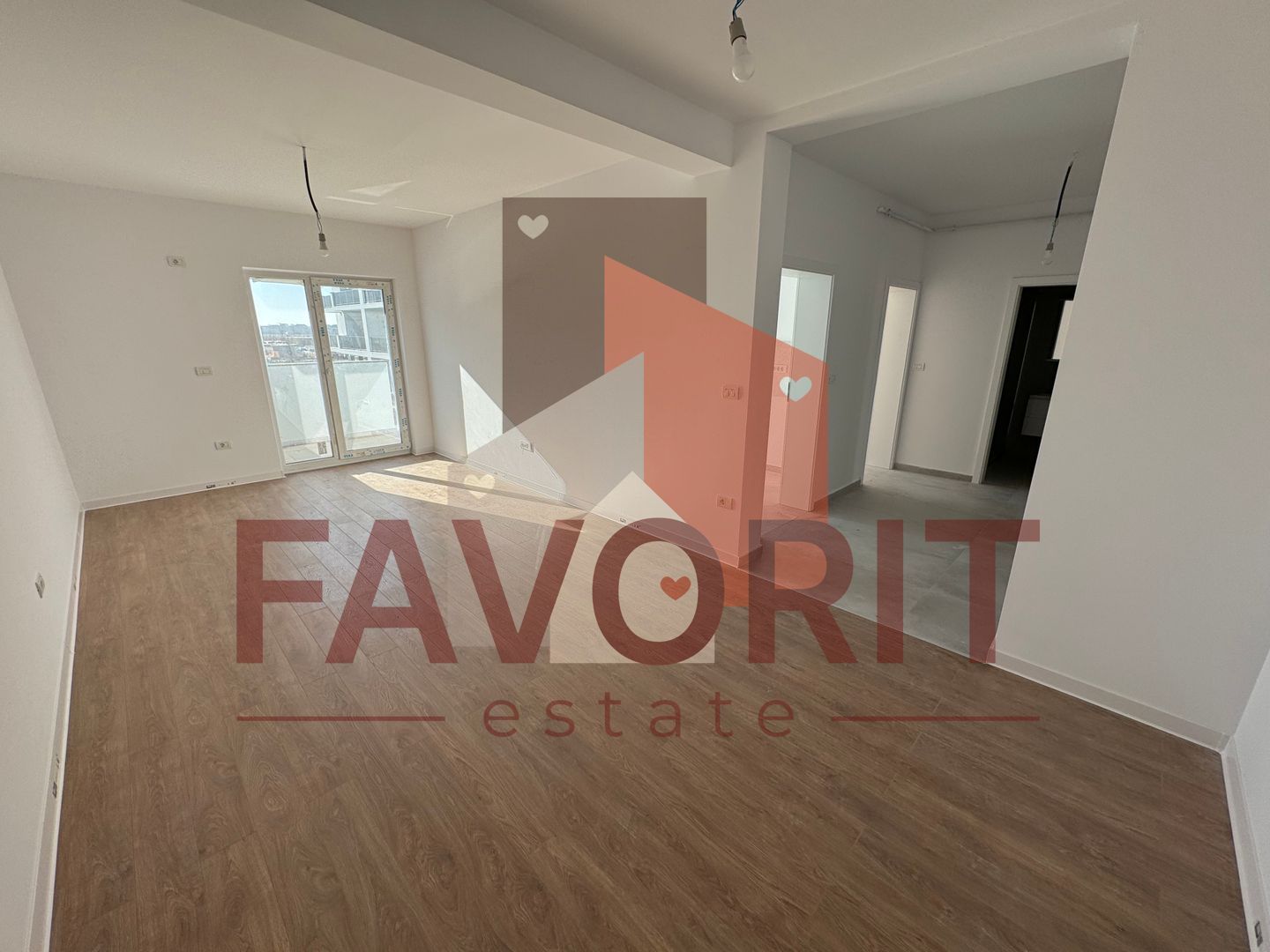 Gradina proprie. Spatios. Decomandat. Finisaje la alegere - Poză 3