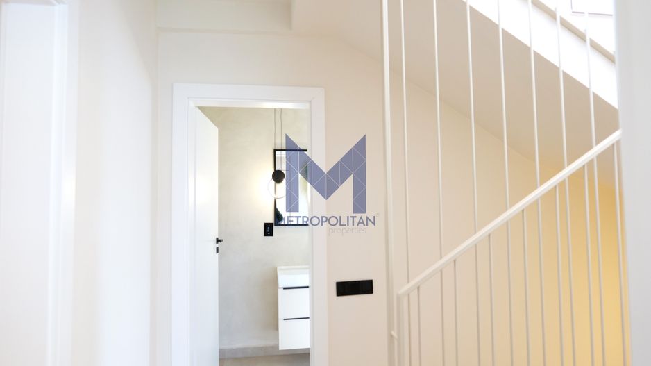 De vânzare casă deosebită 4 camere în localitatea Florești - Poză 13