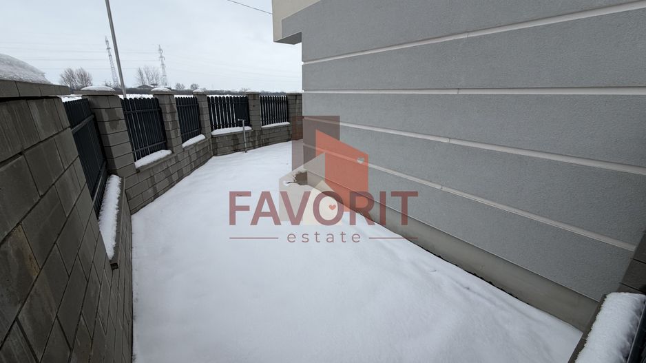 Bloc Nou. Gradina proprie de 103 mp si 2 locuri de parcare inscrise in CF. - Poză 6