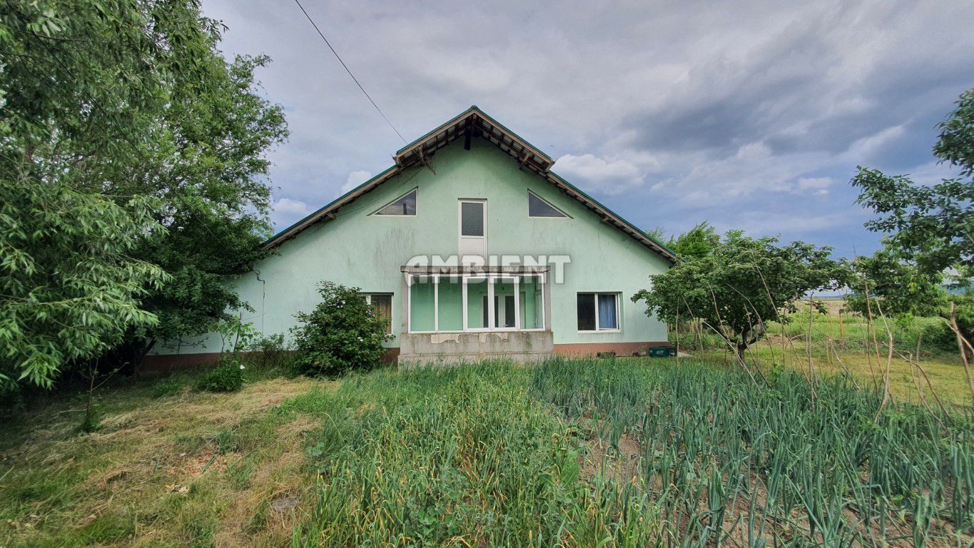 CASĂ individuală + teren 3900 mp, zona BRODOC; - Poză 1