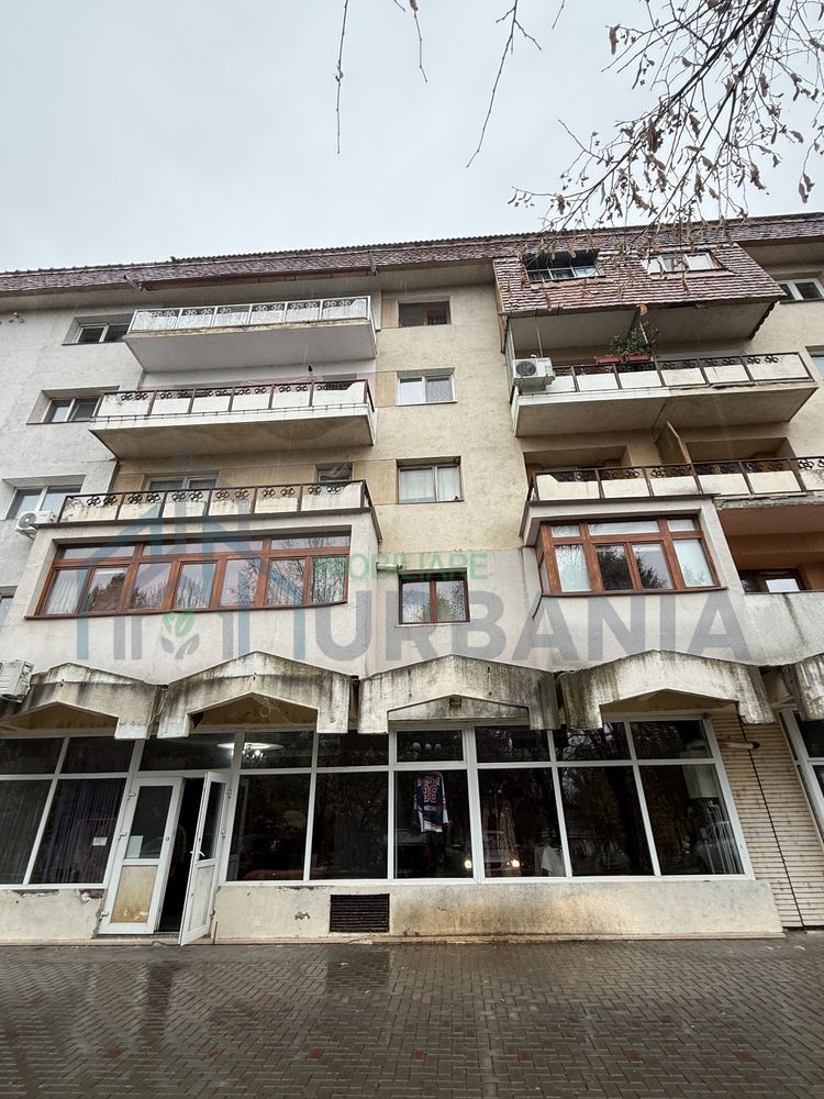 Apartament 3 camere, decomandat, ultracentral - Poză 1