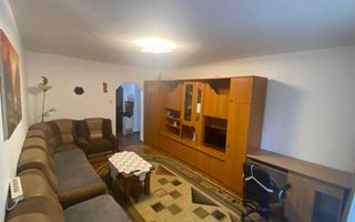 Închiriere apartament 3 camere – parter înalt – Tudor, str. Rodniciei - Poză 1