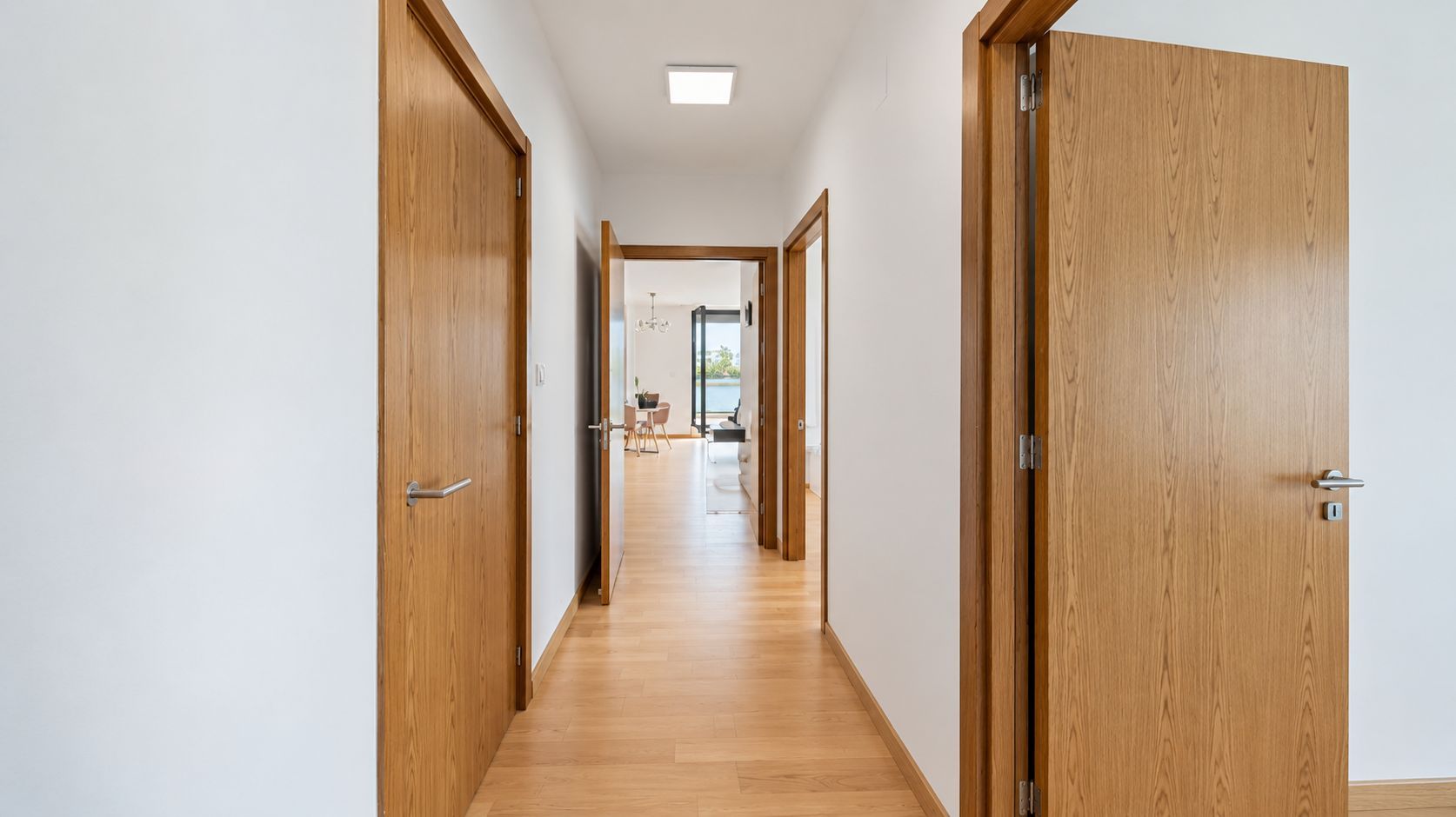 For Rent | Spacious 3-Room Apartment | 49 sqm Terrace | Băneasa - Poză 8
