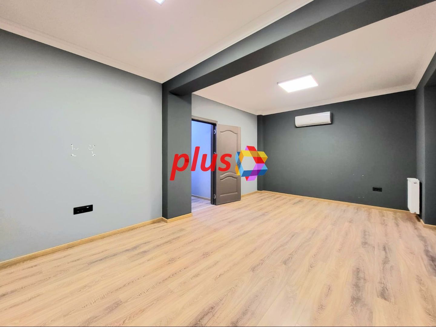 Spatiu birouri de vânzare Brașov - 70 mp - zona Coresi # plus-imo.ro - Poză 9