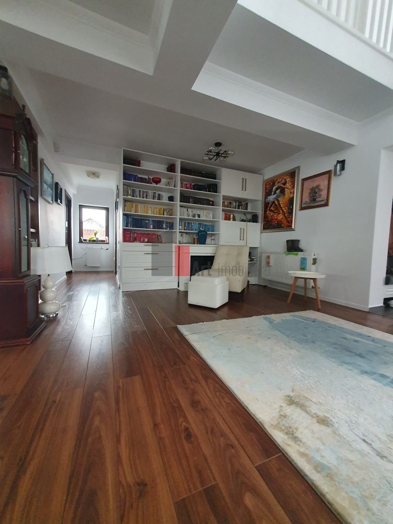 Vila superba Tunari cu piscina - Poză 6