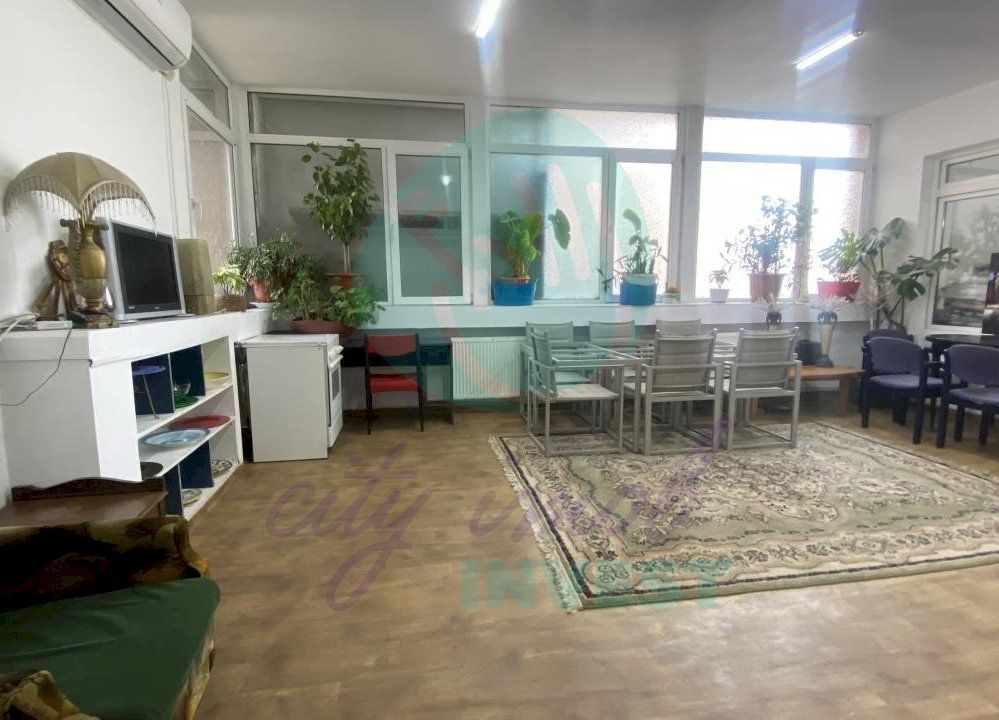 Casa renovata adiacent Dacia si Stefan cel Mare - Poză 8