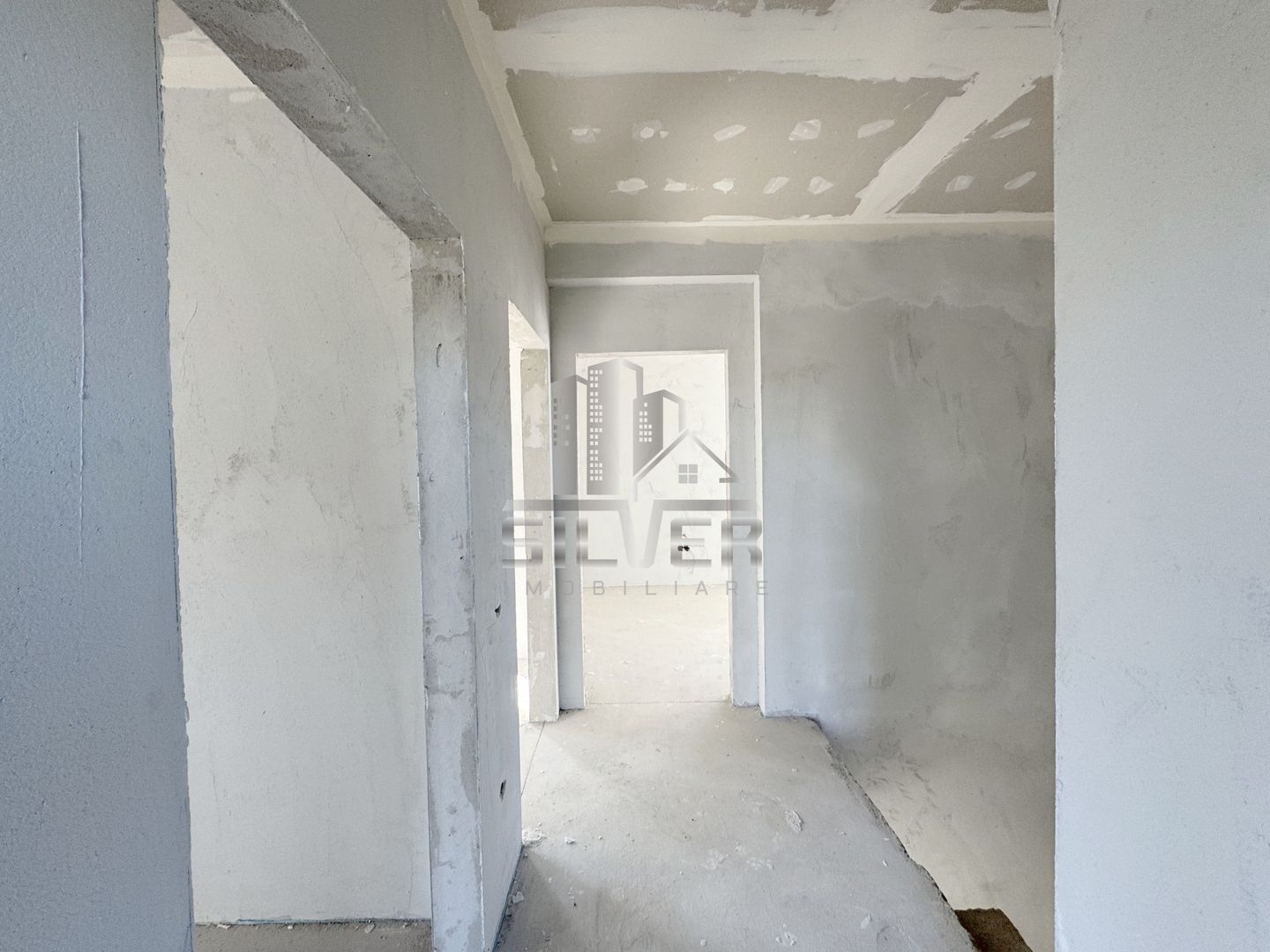 Case  tip duplex in zona centrala Gilau. - Poză 17