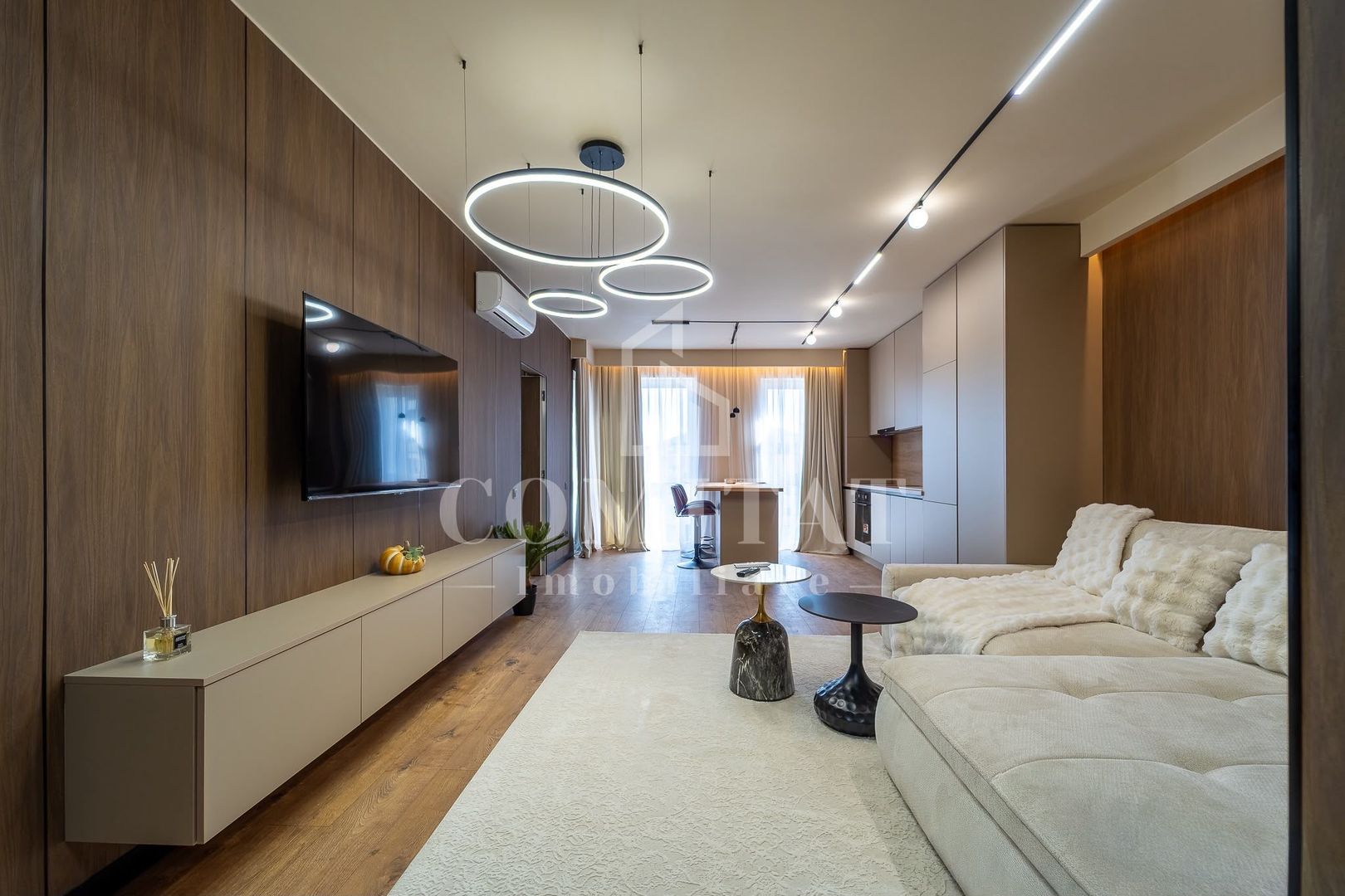 Apartament ultrafinisat | Etaj intermediar | Zona Str Tineretului - Poză 2