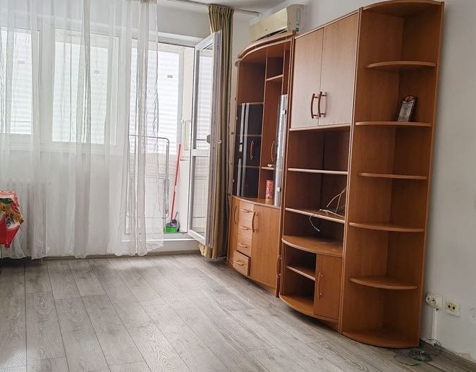 Garsonieră decomandată Titan-Sălăjan, balcon, etaj 2, aproape metrou - Poză 6