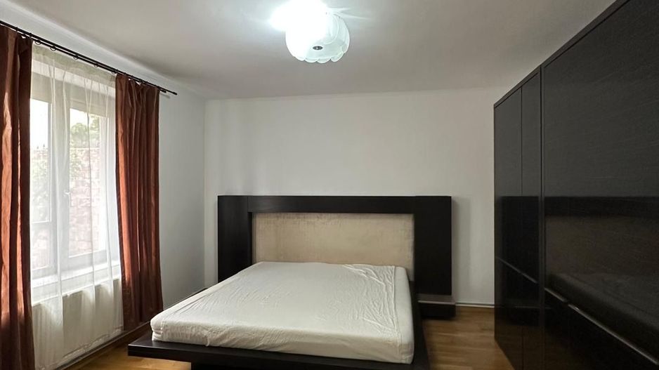 Vila cocheta la 5 min de Iulius Mall - Poză 8