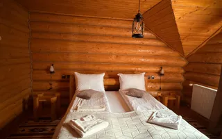 Cabană de lemn | 6 camere | Foișor | Ciubăr | Remeți | Bihor - Poză 11