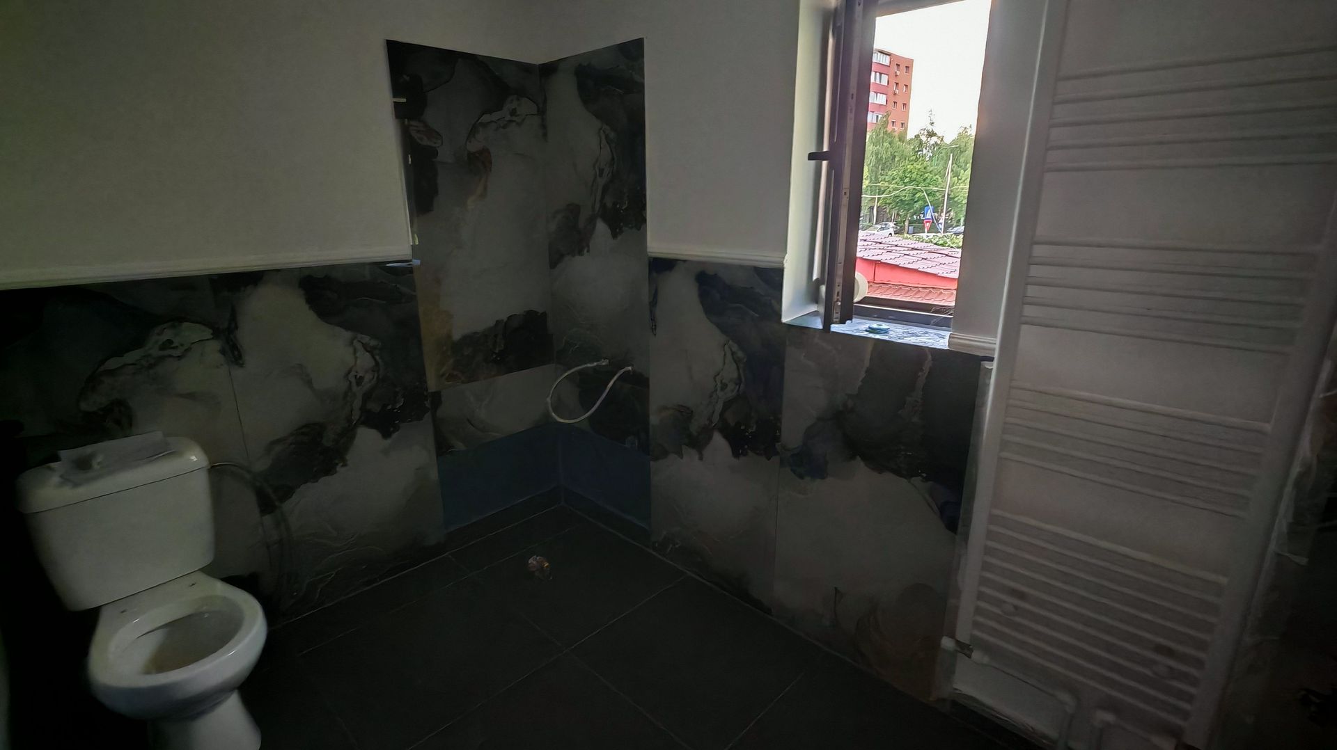 Corp de casa P+M 4 camere , ASTRA - Carpatilor -LIDL- ,curte comuna. - Poză 10