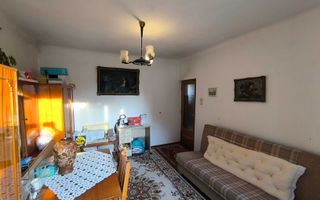 Casă cu teren în Iris - Poză 4