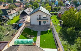Somptuozitate in stil modern, 2 garaje, 3 terase, totul pe 1.000 mp teren - Poză 37