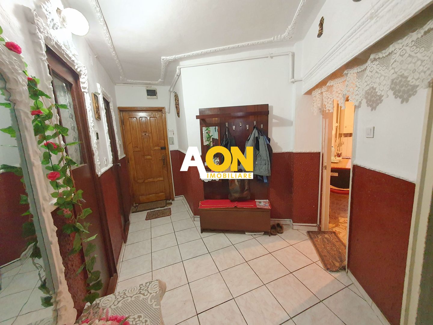 Apartament 4 camere, decomandat, Ampoi 2 - Poză 8