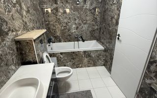 Casa 10 camere, 5 bai, 380 mp teren - zona Astra - Poză 23