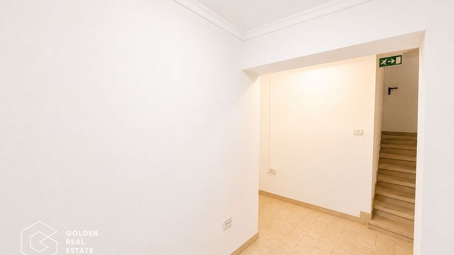 Spatiu pretabil salon infrumusetare, cabinet, 8 camere, Boul Rosu, 200mp - Poză 14